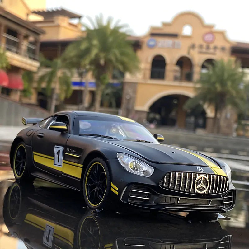 Mercedes AMG GTR - 1/24